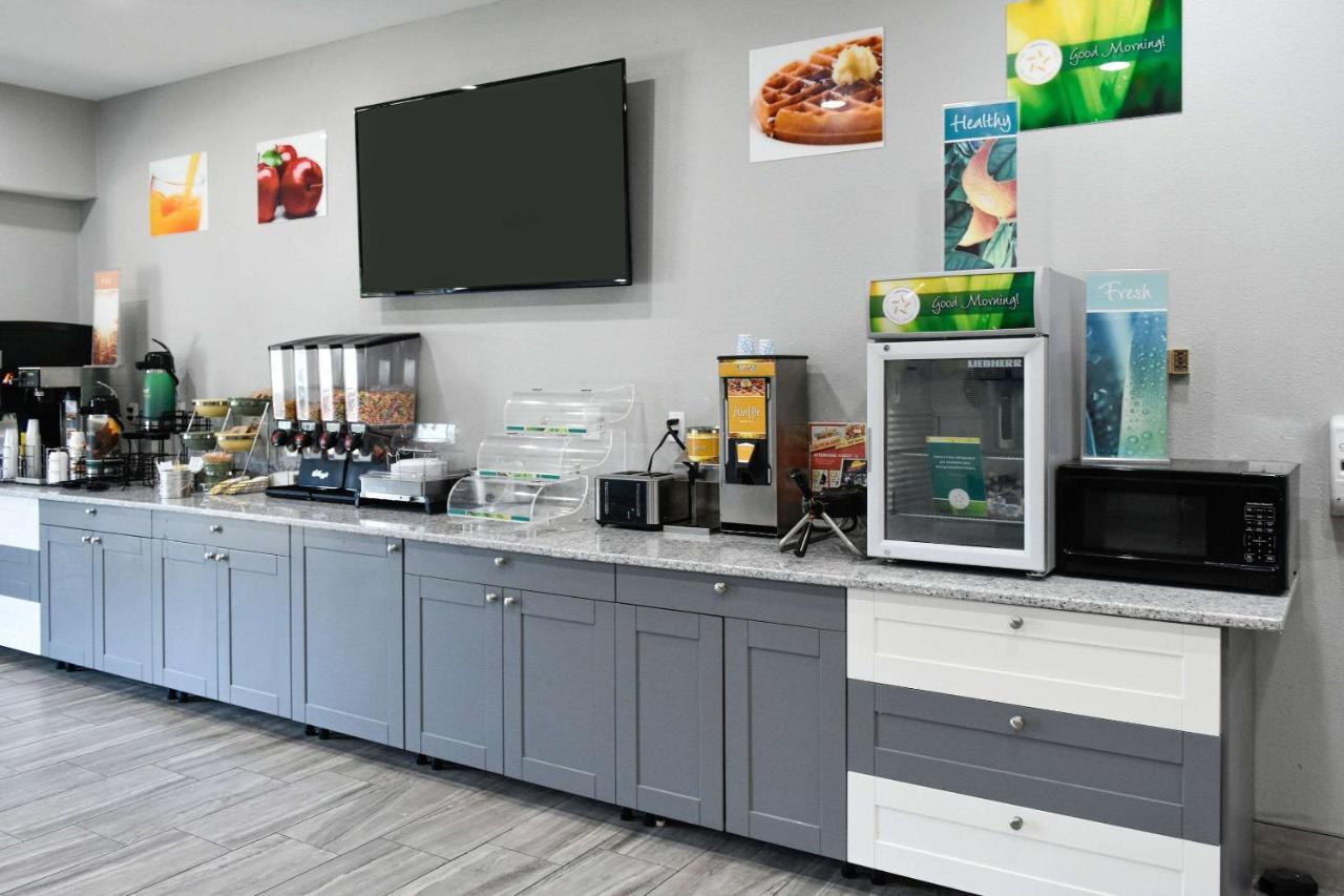 Quality Inn & Suites Brooks Louisville South מראה חיצוני תמונה