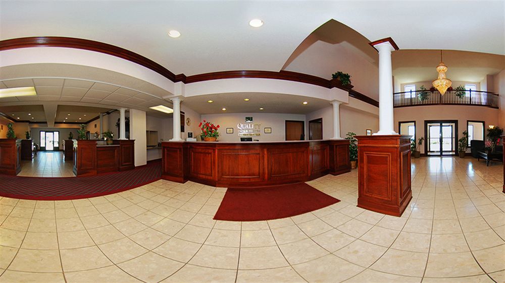 Quality Inn & Suites Brooks Louisville South מראה חיצוני תמונה